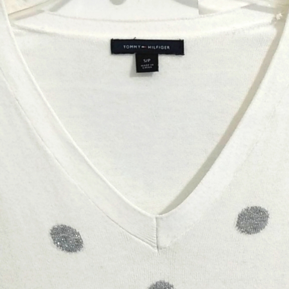 TOMMY HILFIGER WHITE & SILVER POLKA DOT LIGHTWEIGHT SWEATER SIZE SMALL PETITE - Picture 4 of 13